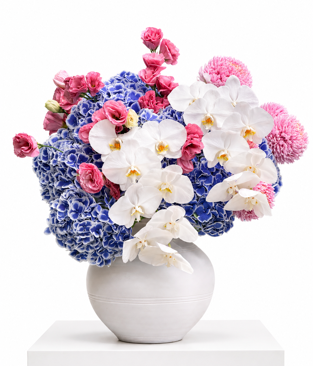 Celeste Hydrangea Vase | No.21 Blooms Dubai